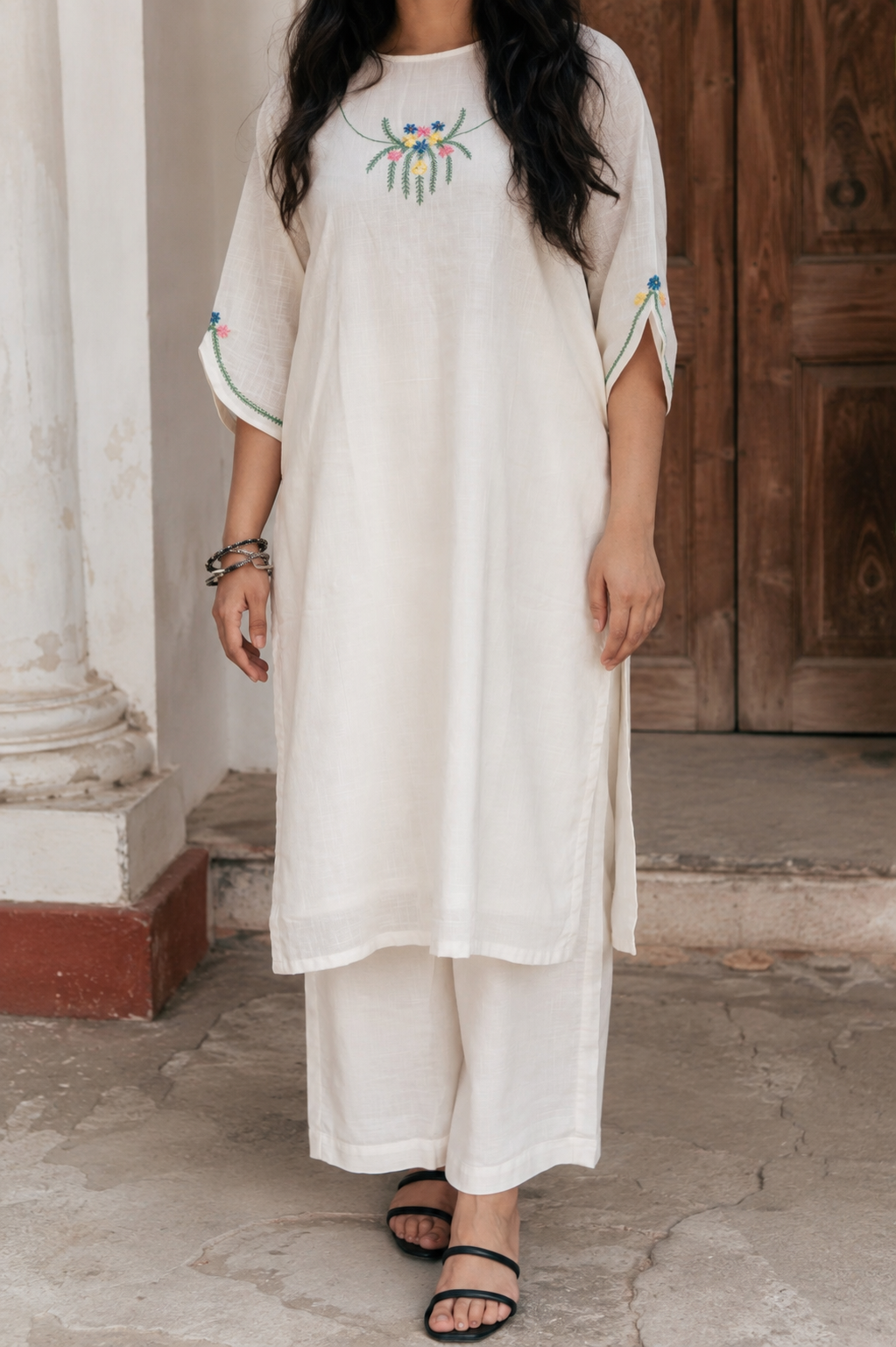 Pihu Hand Embroidered Slub Cotton Kurta Set