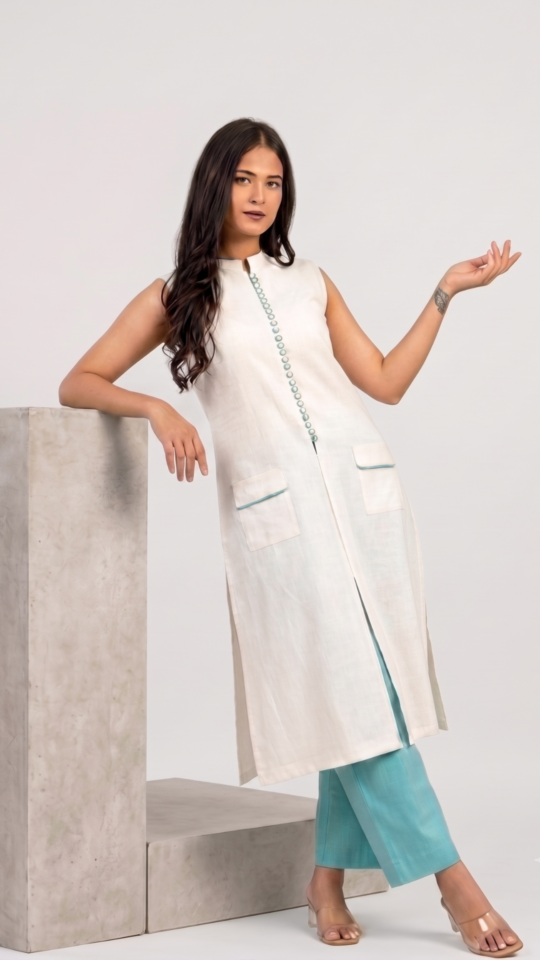 Elara Lucent White And Aqua Slub Cotton Kurta Set