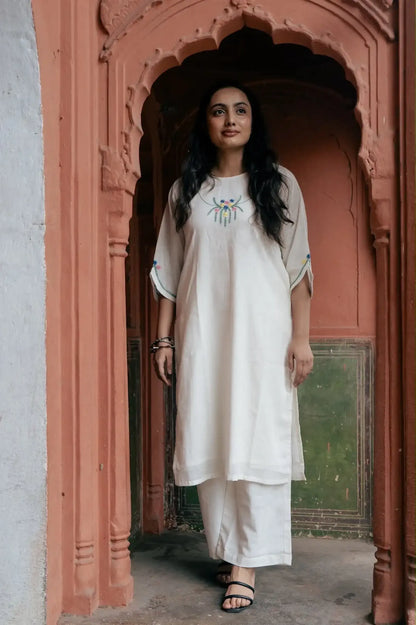 Pihu Hand Embroidered Slub Cotton Kurta Set