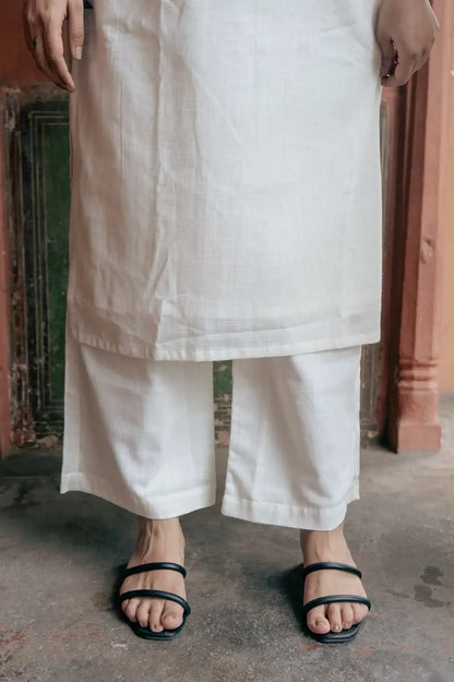 Pihu Hand Embroidered Slub Cotton Kurta Set
