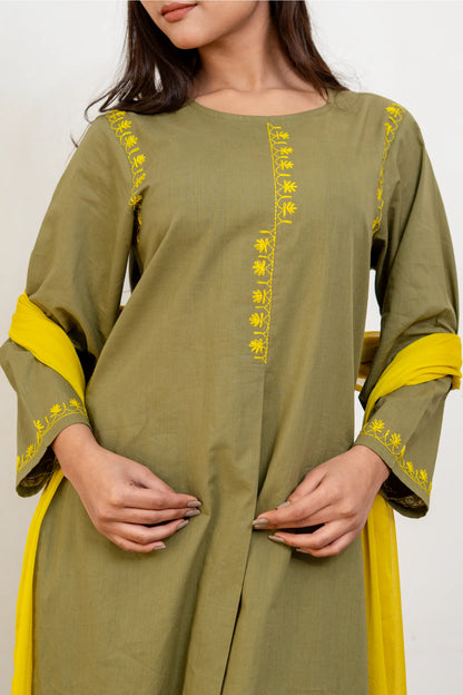 AVYRA Olive with Yellow Hand Embroidery Box Pleat Style Suit