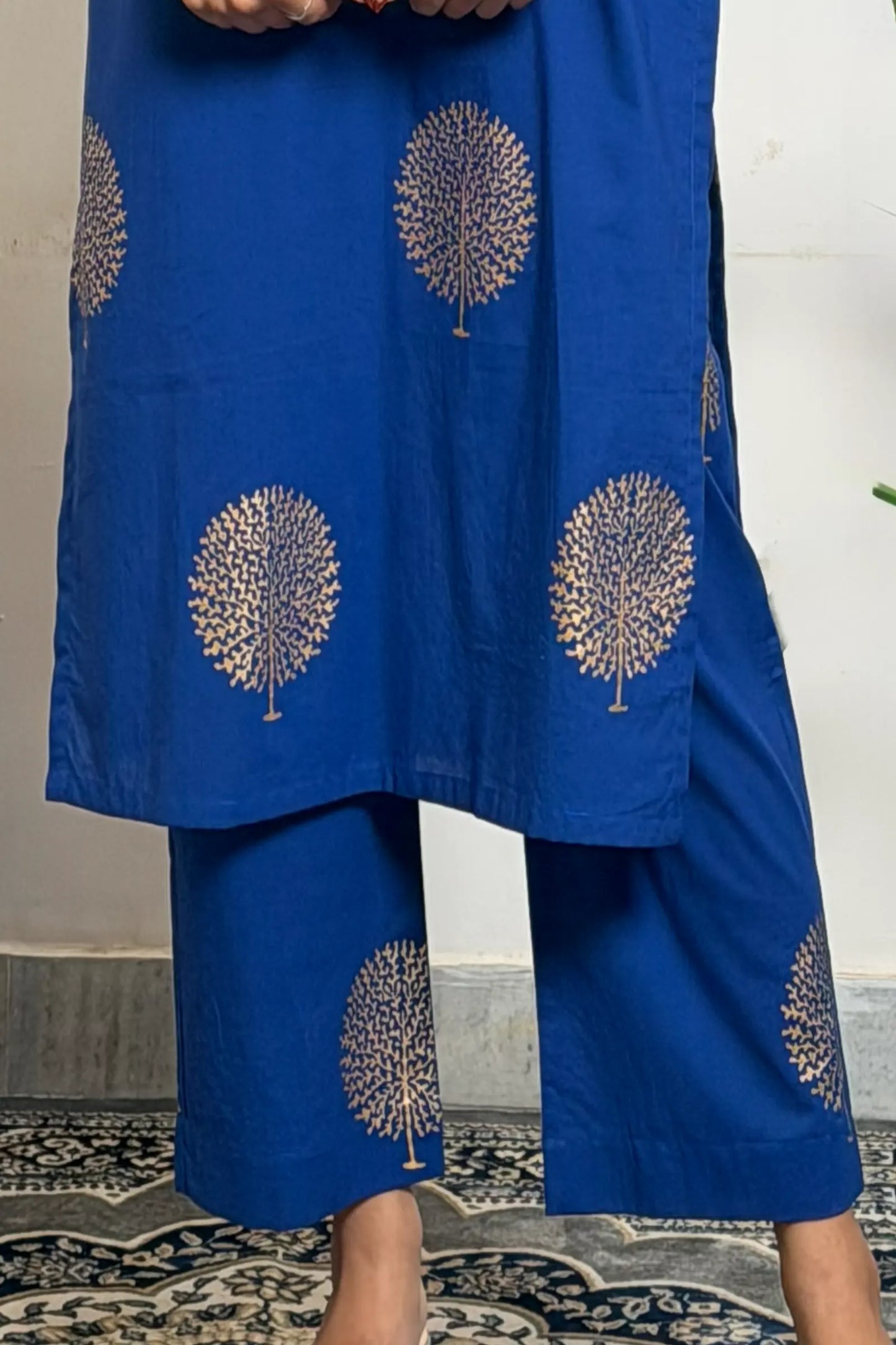 Della Royal Blue Foil Printed Straight Cotton Kurta Set