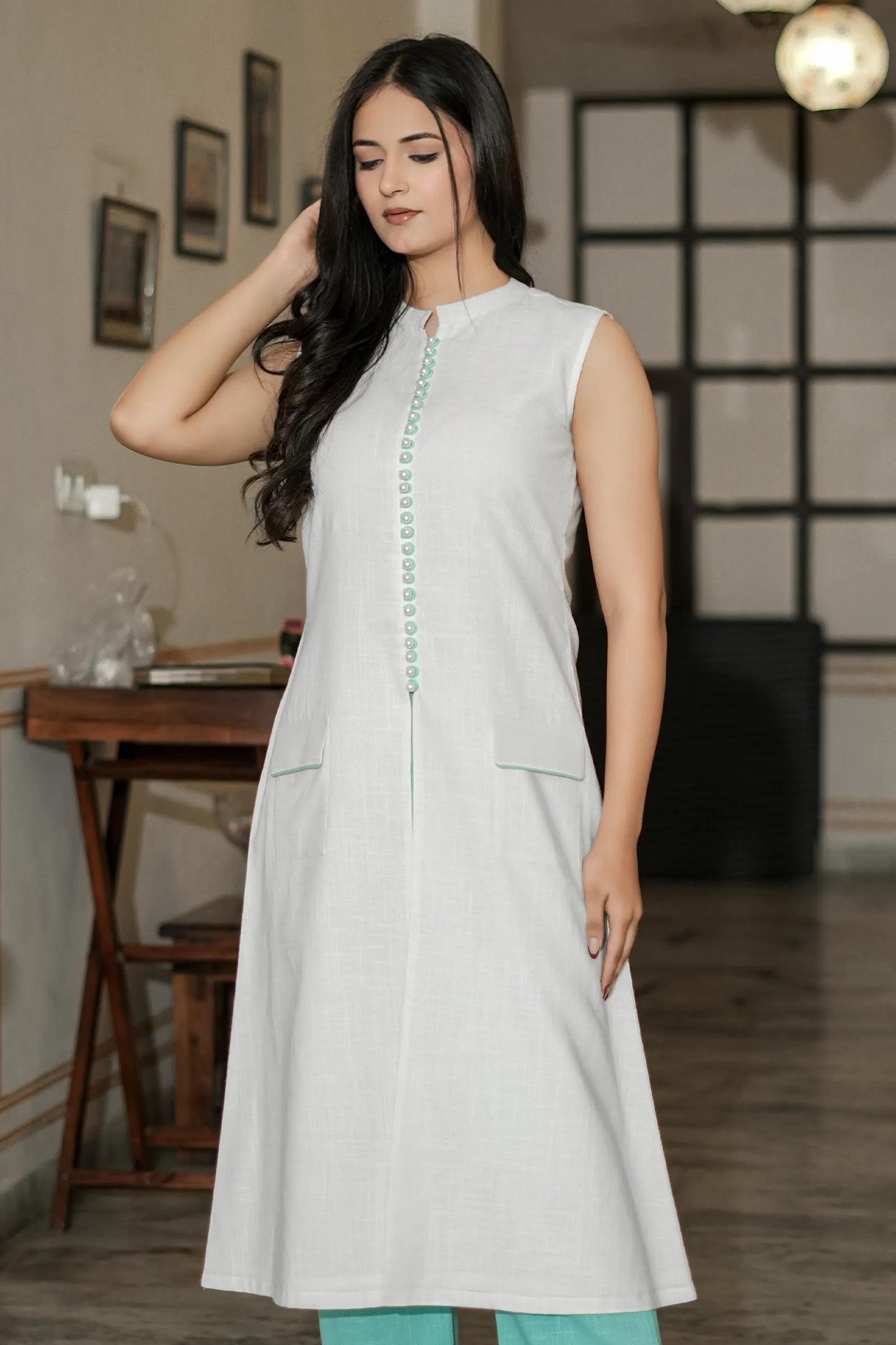 Elara Lucent White And Aqua Slub Cotton Kurta Set